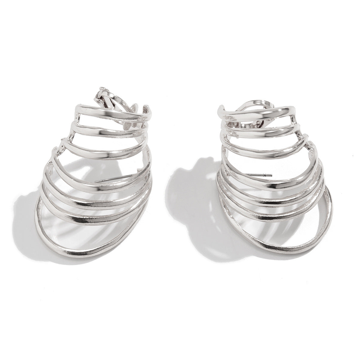 Hollow out circular geometric earrings, sweet and cool ear clip, fan-shaped iron ring ear clip
